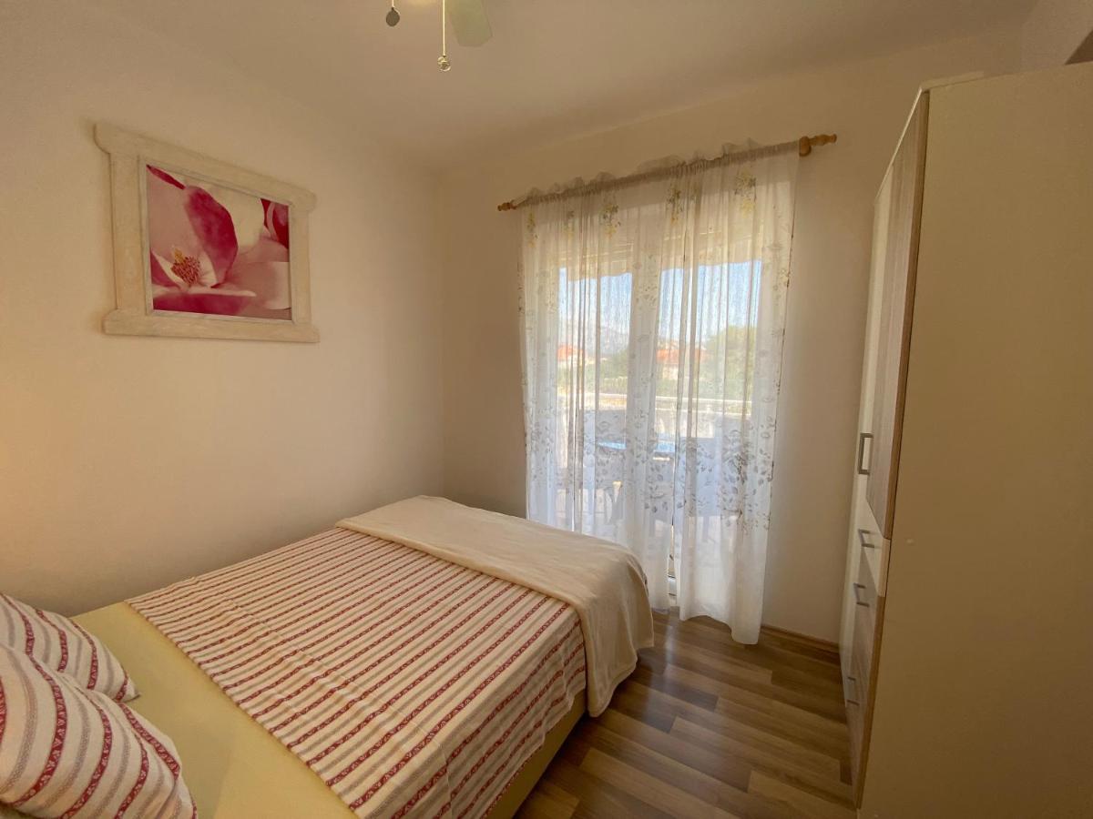 Apartments Lumbarda Beach Buitenkant foto
