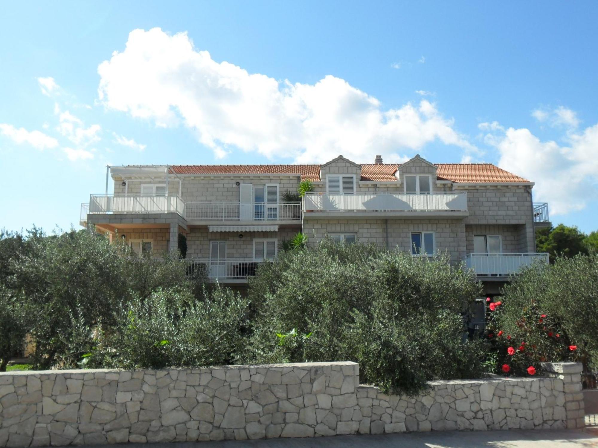 Apartments Lumbarda Beach Buitenkant foto